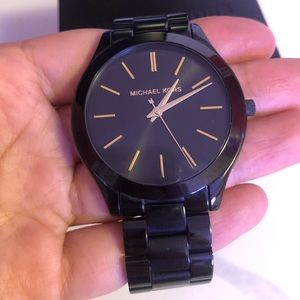 Michael Kors Slim Runway black & gold watch